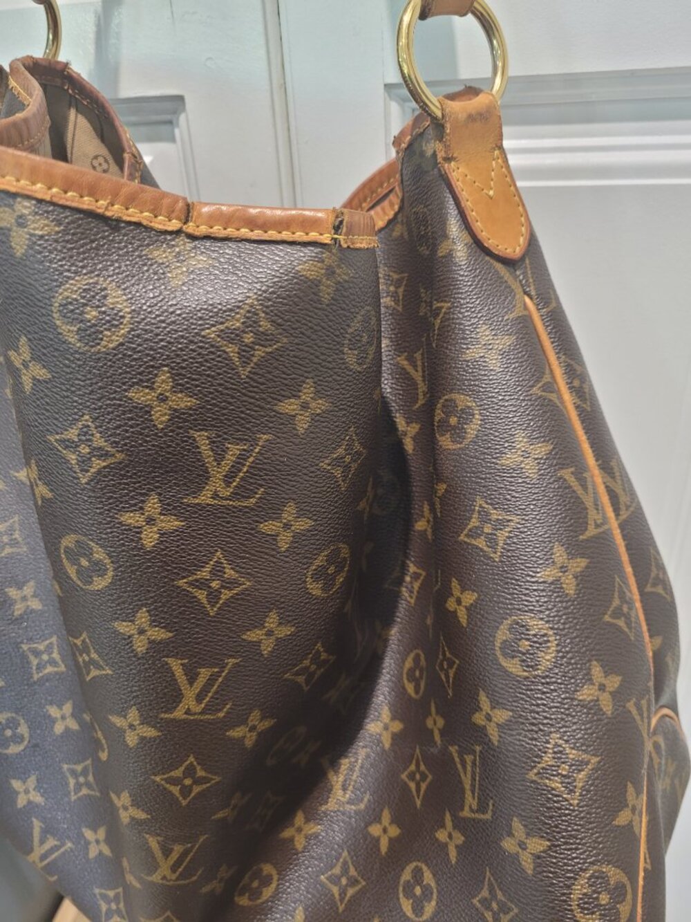 Louis Vuitton Shoulder Bag - Picture 6 of 14